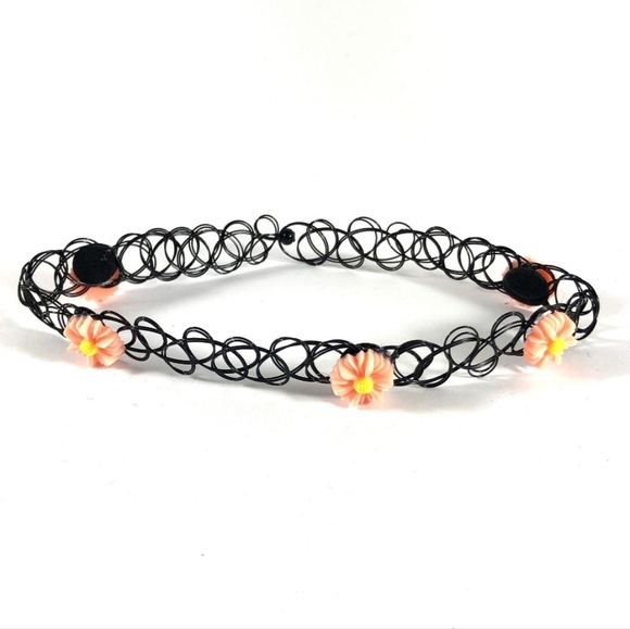 🌸choker necklace 🌸 - Picture 2 of 4